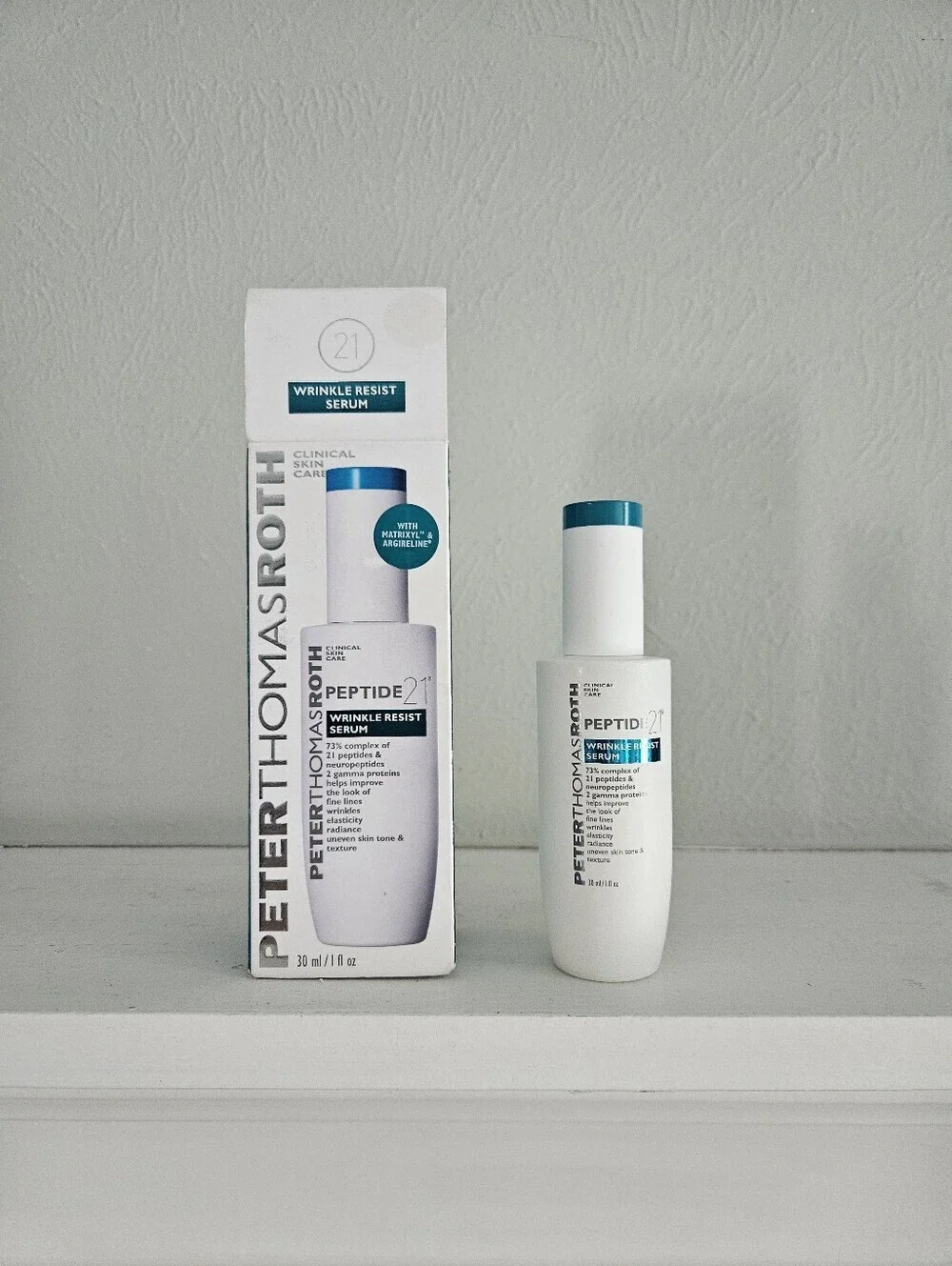 New In Box- PTR Peter Thomas Roth Peptide21 Wrinkle Resist Serum 1 Ounce